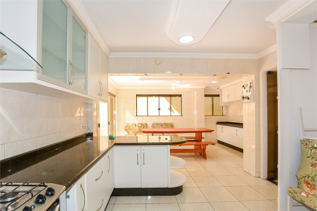 Imagem Casa com 3 Quartos à Venda, 271 m² em Jardim das Américas - Curitiba