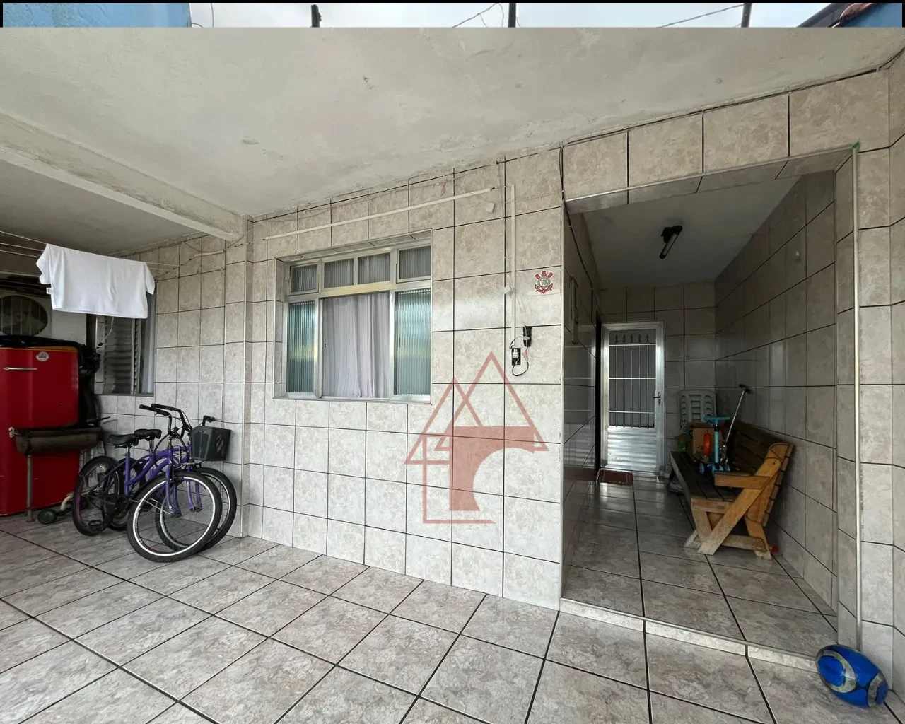 Sobrado com 6 Quartos à Venda, 205 m² em Jardim Costa e Silva - Cubatão
