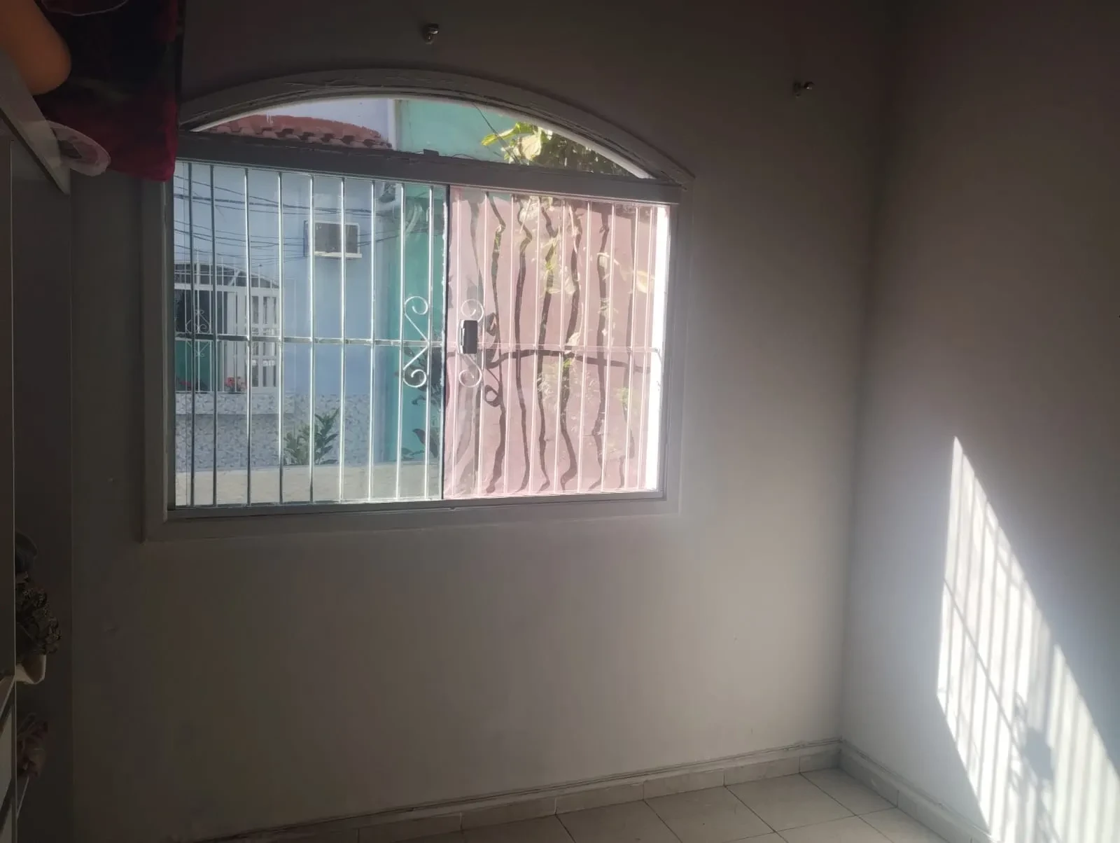 Imagem Casa com 2 Quartos à Venda, 104 m² em Santa Rosa - Niterói