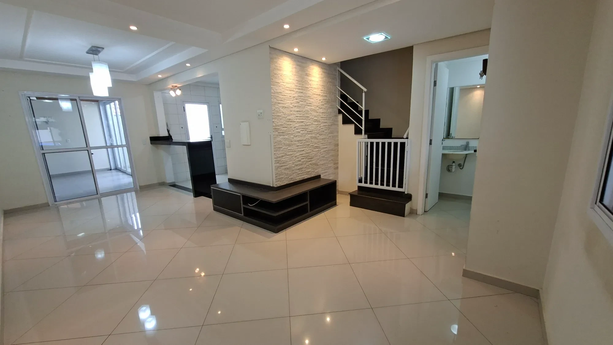 Imagem Casa de Condomínio com 2 Quartos à Venda, 150 m² em Vila Haro - Sorocaba