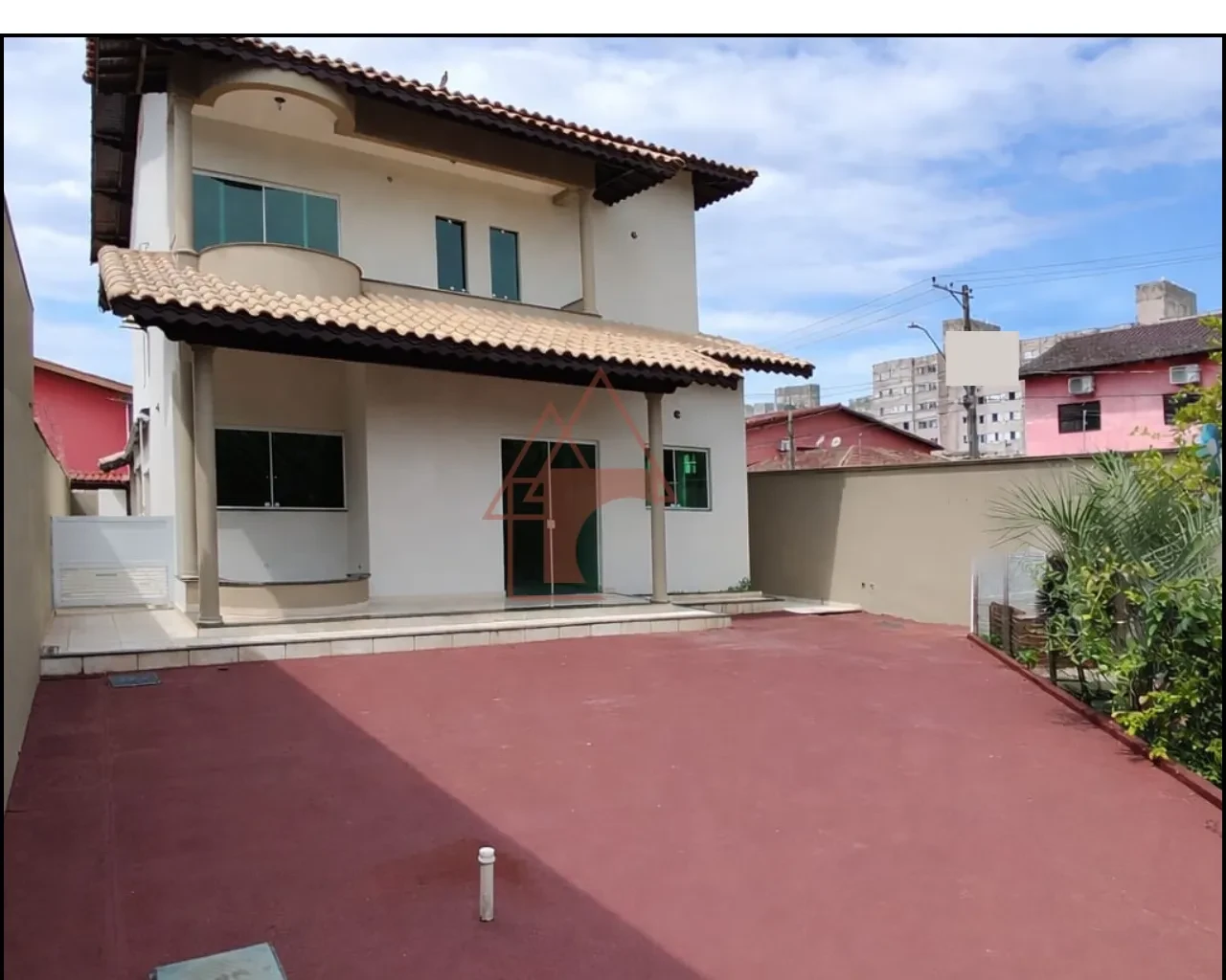 Imagem Sobrado com 3 Quartos à Venda, 247 m² em Parque São Luis - Cubatão