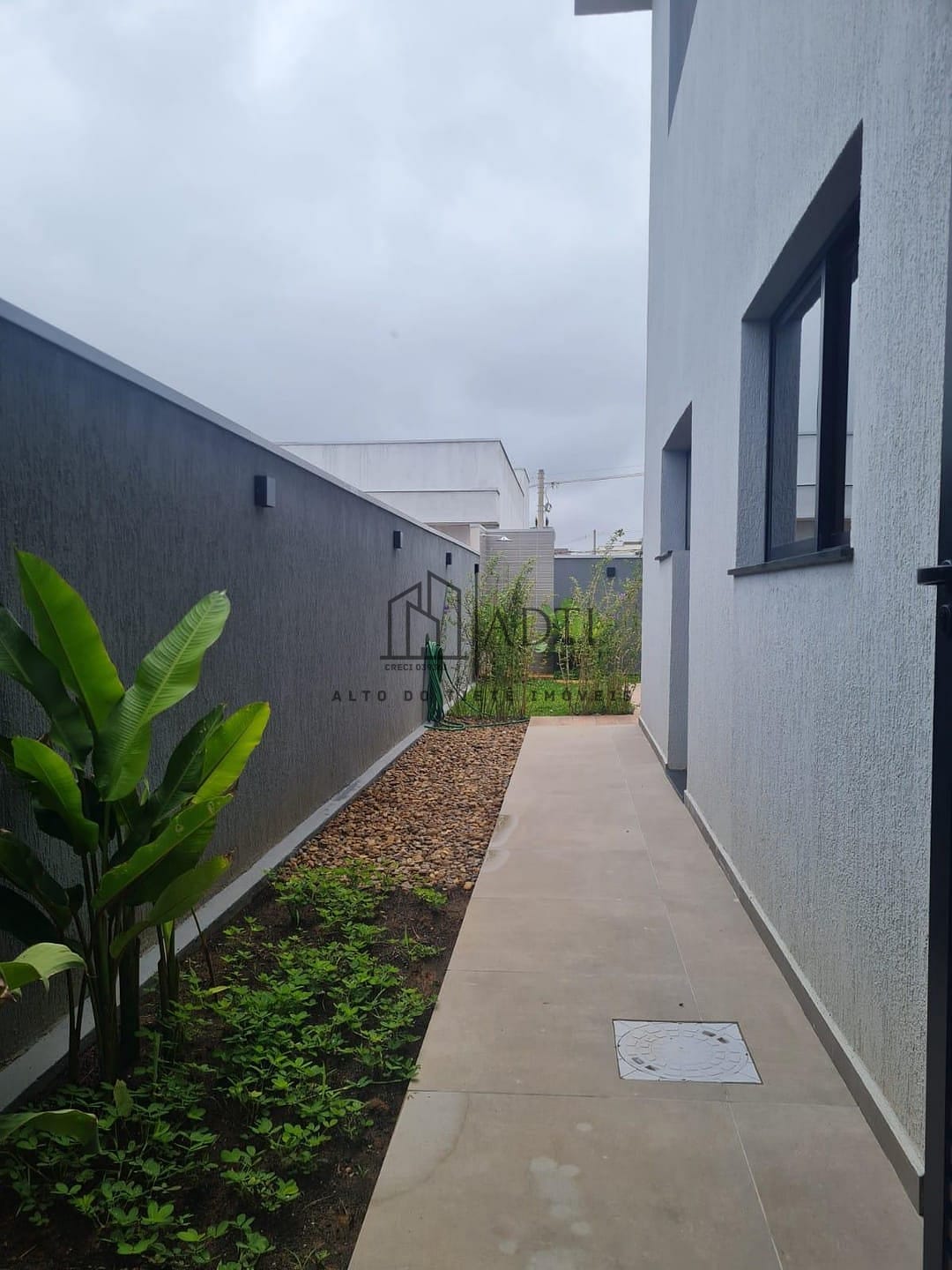 Imagem Casa de Condomínio com 3 Quartos à Venda, 205 m² em Cézar de Souza - Mogi das Cruzes