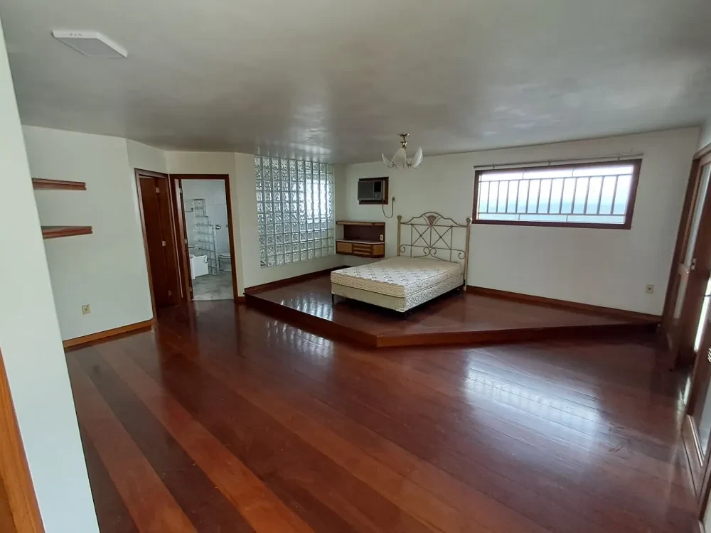 Imagem Casa com 5 Quartos à Venda, 260 m² em Santa Bárbara - Criciúma