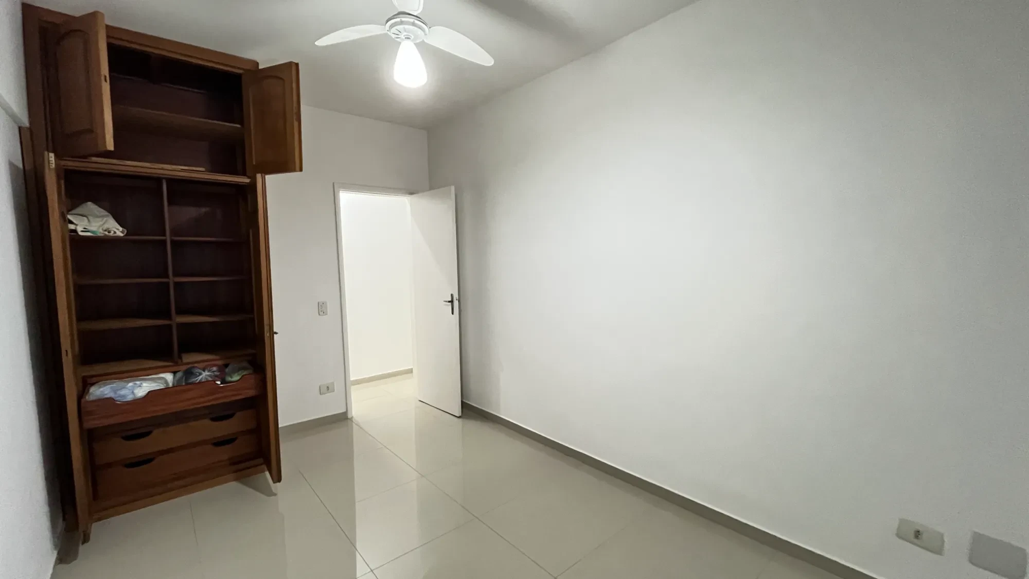 Imagem Apartamento com 2 Quartos à Venda, 71 metros em Ponta da Praia - Santos
