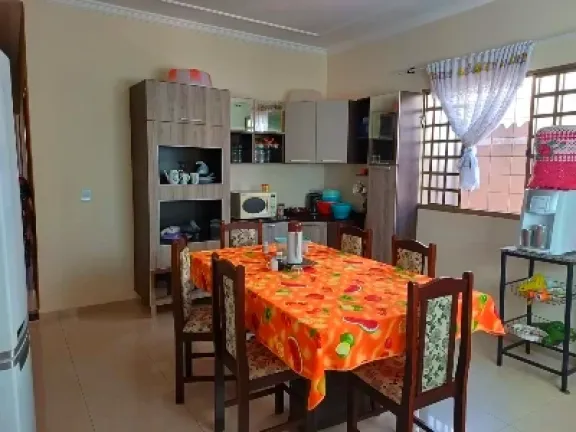 Imagem Casa com 2 Quartos à Venda, 100 m² em Astorga - Astorga