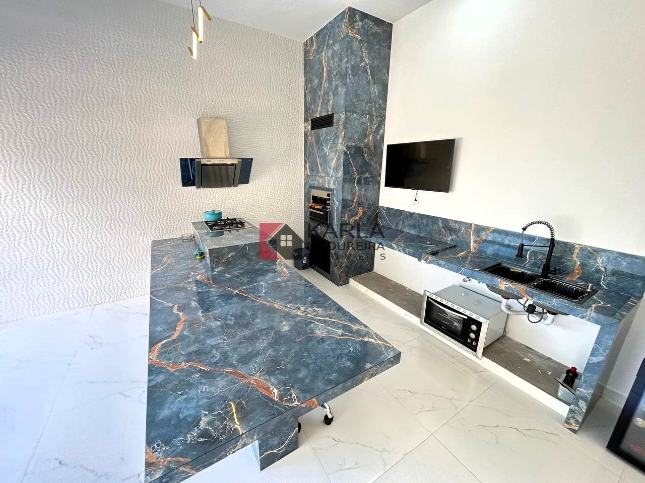 Imagem Casa de Condomínio com 4 Quartos à Venda, 183 m²em Estância das Petúnias - Lagoa Santa
