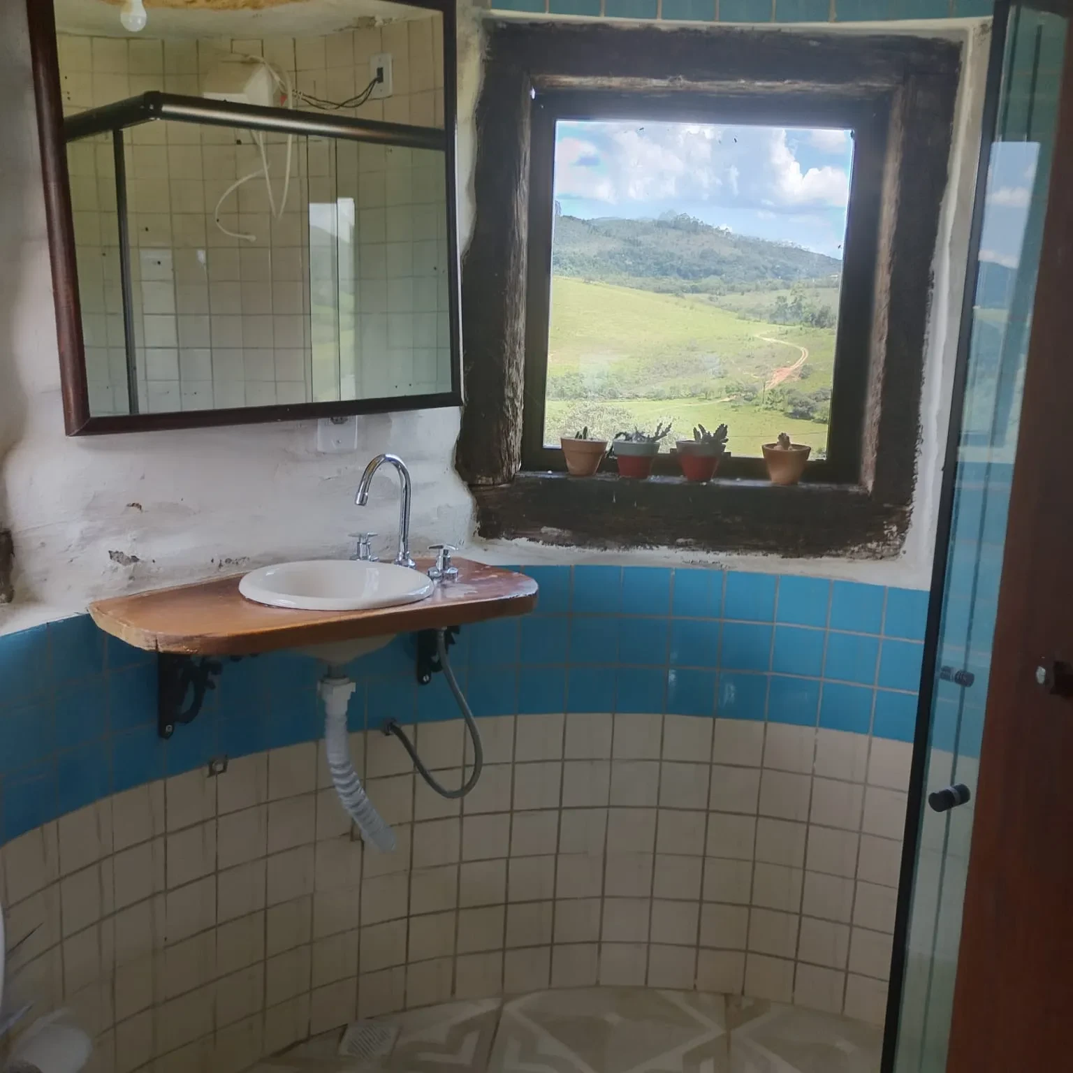 Foto do imóvel: Imóvel Comercial à Venda ou Locação, 10000 metros em Conceição da Ibitipoca - Lima Duarte