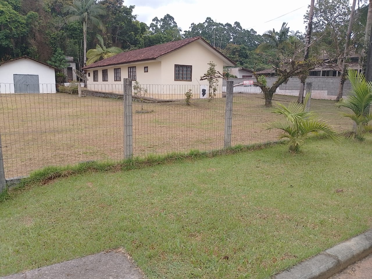 Imagem Casa com 3 Quartos à Venda, Locação ou Temporada, 180 m² em Vila da Glória - São Francisco do Sul