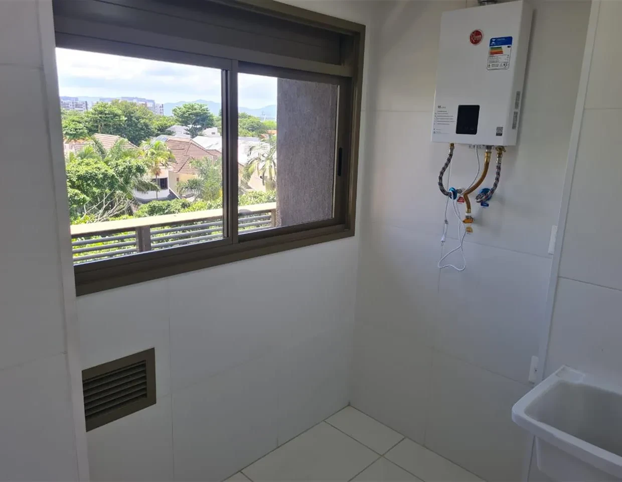 Imagem Apartamento com 3 Quartos para Alugar, 120 m² em Barra da Tijuca - Rio de Janeiro