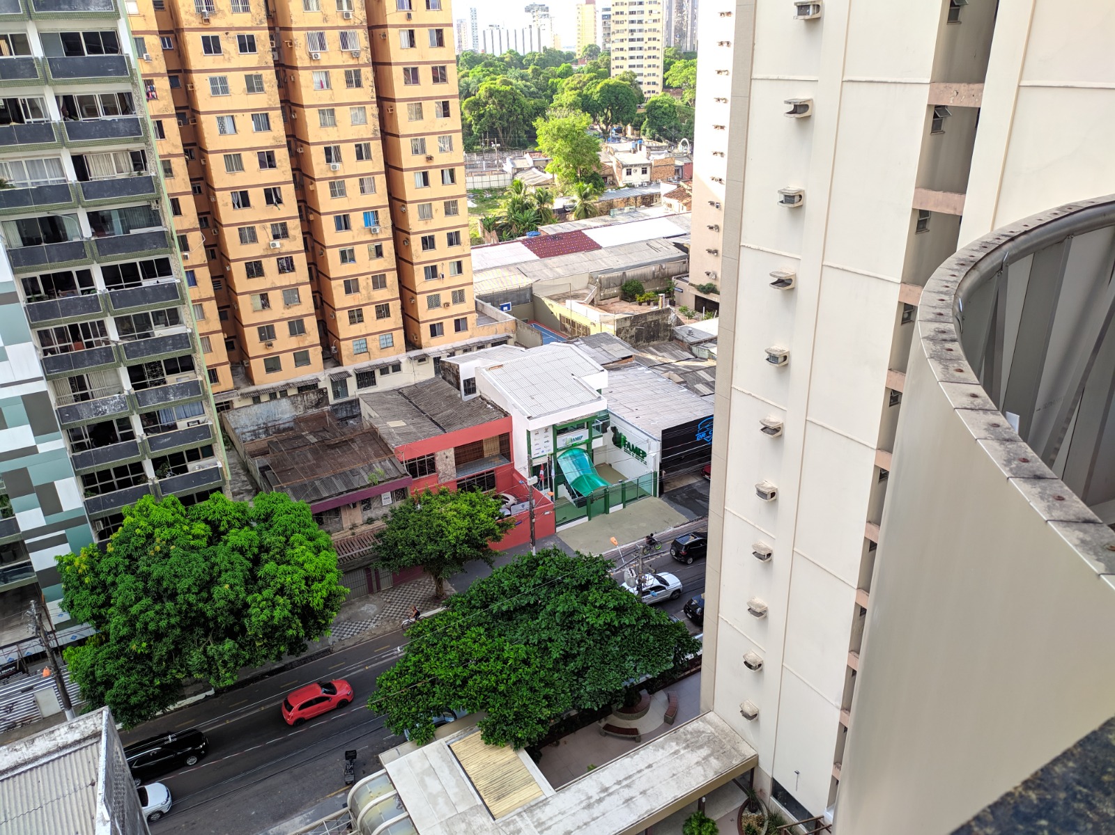 Imagem Apartamento com 4 Quartos para Alugar, 200 m²em Jurunas - Belém