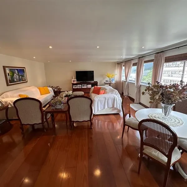 Apartamento com 3 Quartos à Venda, 246 m² em Copacabana - Rio de Janeiro