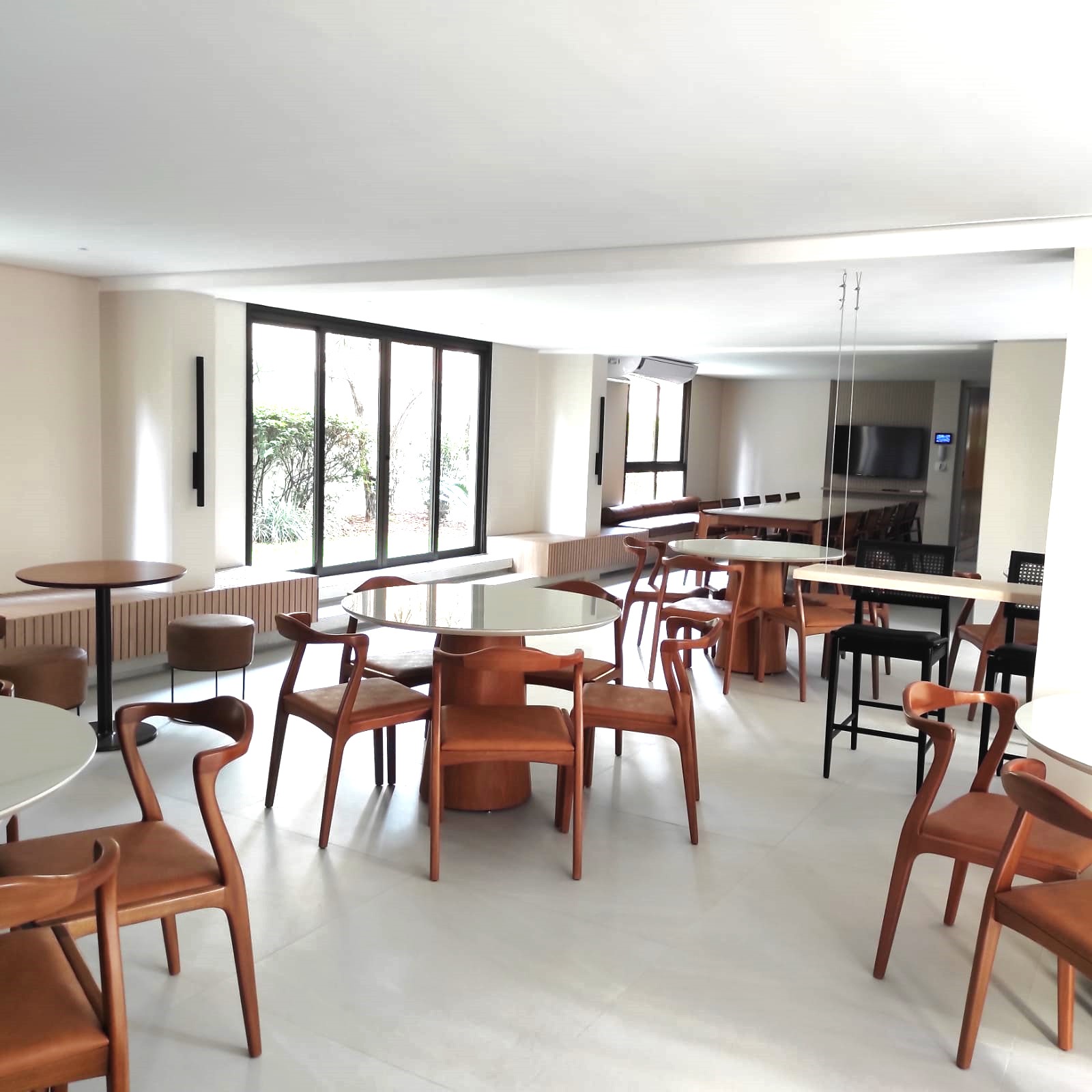 Imagem Apartamento com 4 Quartos à Venda, 138 m²em Lourdes - Belo Horizonte