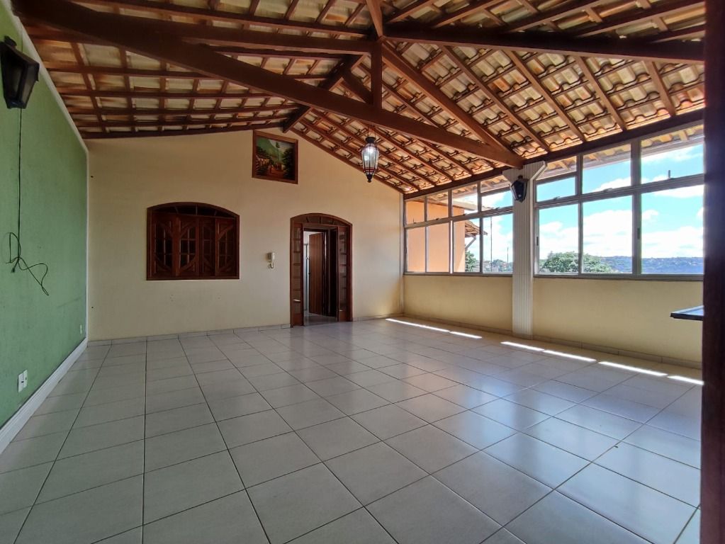 Foto do imóvel: Casa com 4 Quartos à Venda, 200 m² em São Benedito - Santa Luzia