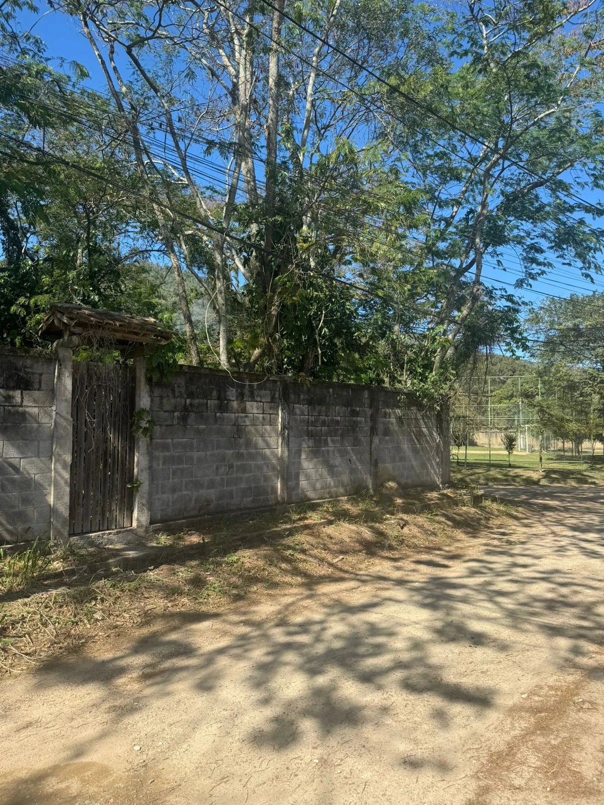 Imagem Terreno à Venda, 960 m² em Itaipu - Niterói