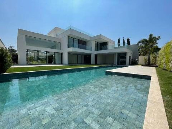 Casa de Condomínio com 5 Quartos à Venda, 1.100 m² em Barra da Tijuca - Rio de Janeiro