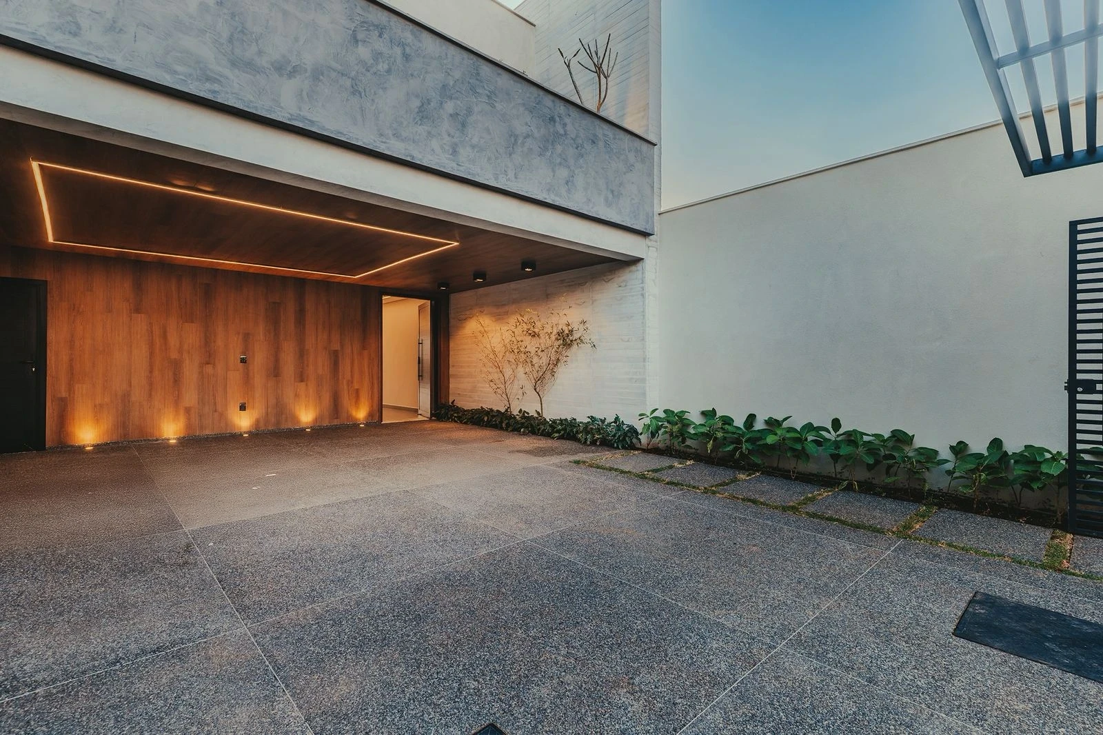 Imagem Sobrado com 3 Quartos à Venda, 217 m² em Jardim América - Goiânia