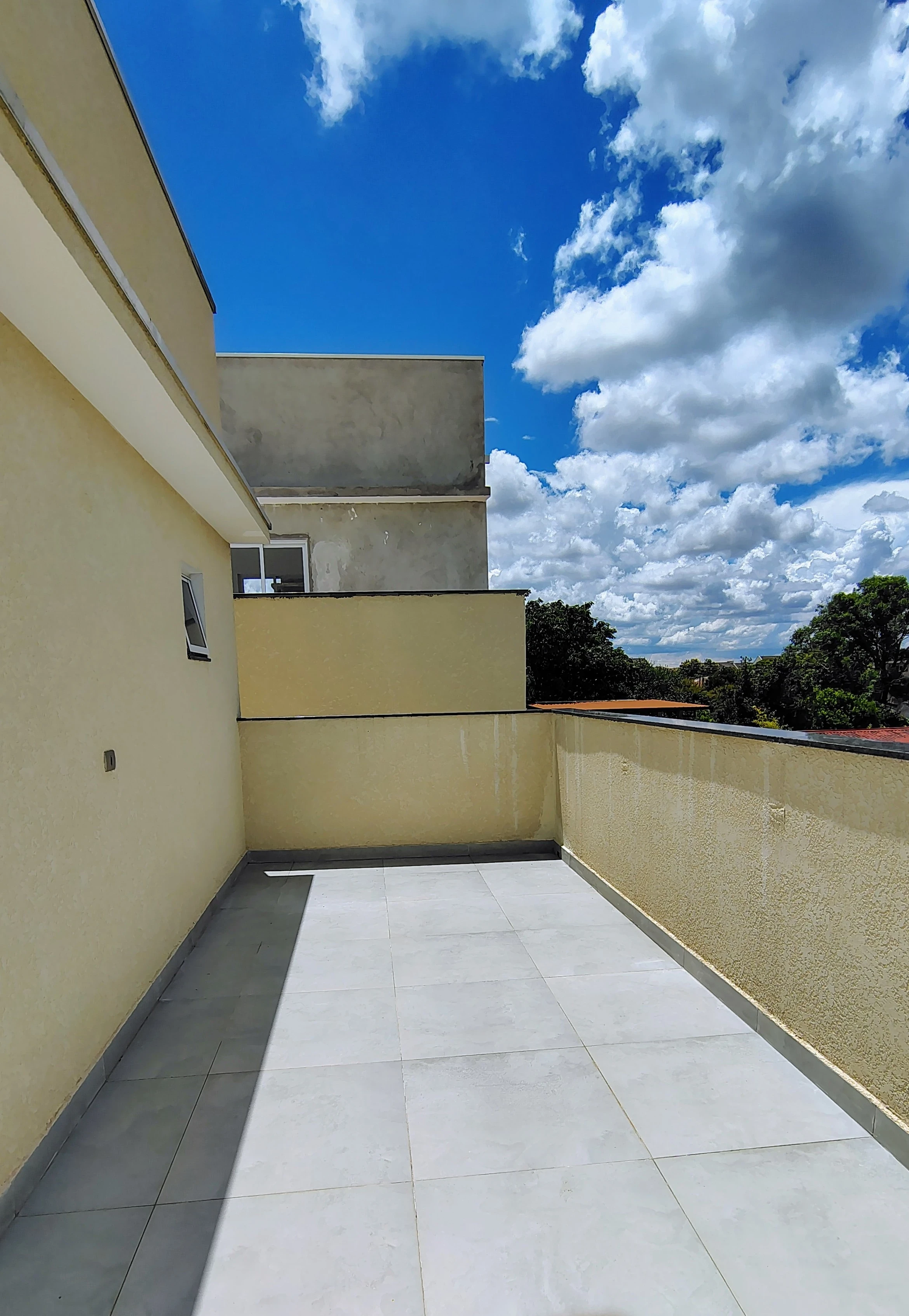 Foto do imóvel: Sobrado com 3 Quartos à Venda, 133 m² em Santa Felicidade - Curitiba