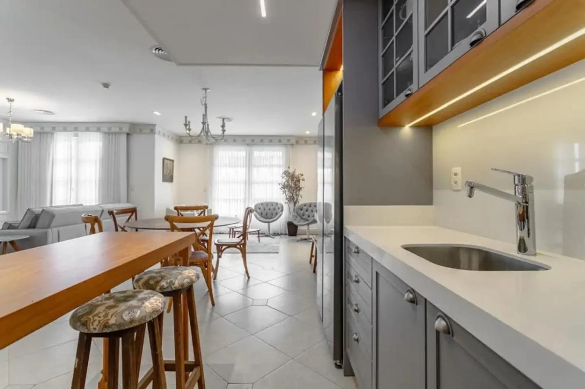 Imagem Apartamento com 2 Quartos à Venda, 132 m² em Jurerê Internacional - Florianópolis