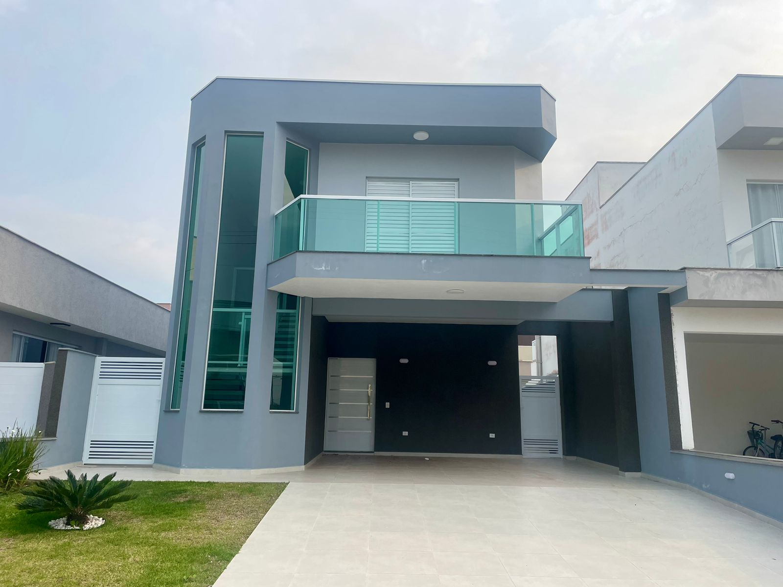 Sobrado com 3 Quartos à Venda, 179 m²em Belize - Itanhaém