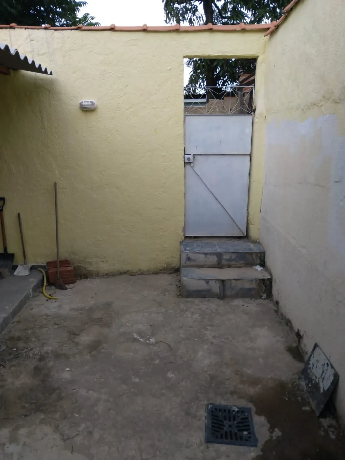 Imagem Casa de Vila com 1 Quarto à Venda, 56 m² em Senador Vasconcelos - Rio de Janeiro