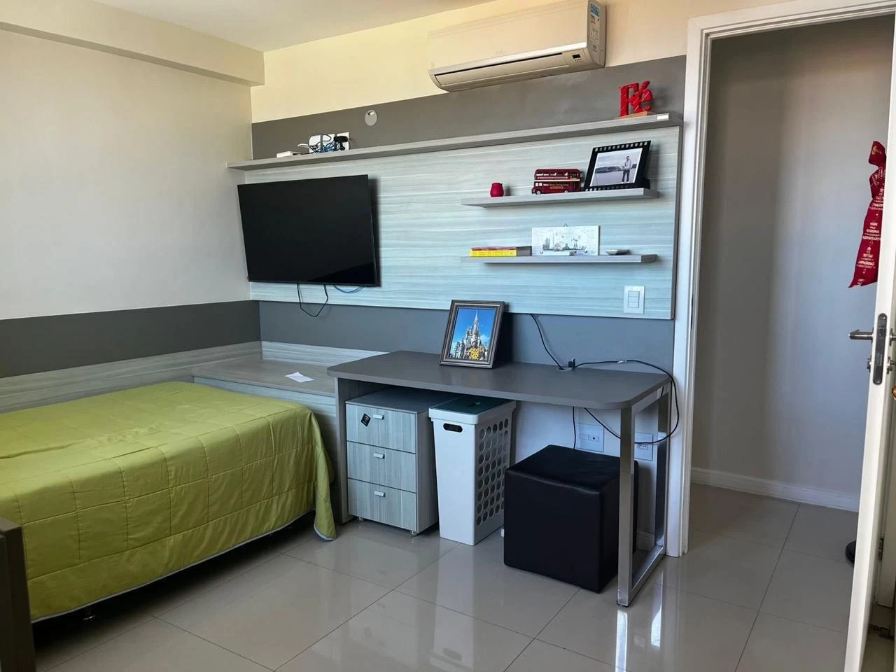 Foto do imóvel: Apartamento com 3 Quartos à Venda, 116 m² em Manuel Dias Branco - Fortaleza
