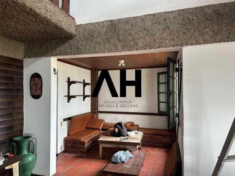 Imagem Casa com 5 Quartos à Venda, 150 m²em Praia de Itaipuaçu (Itaipuaçu) - Maricá