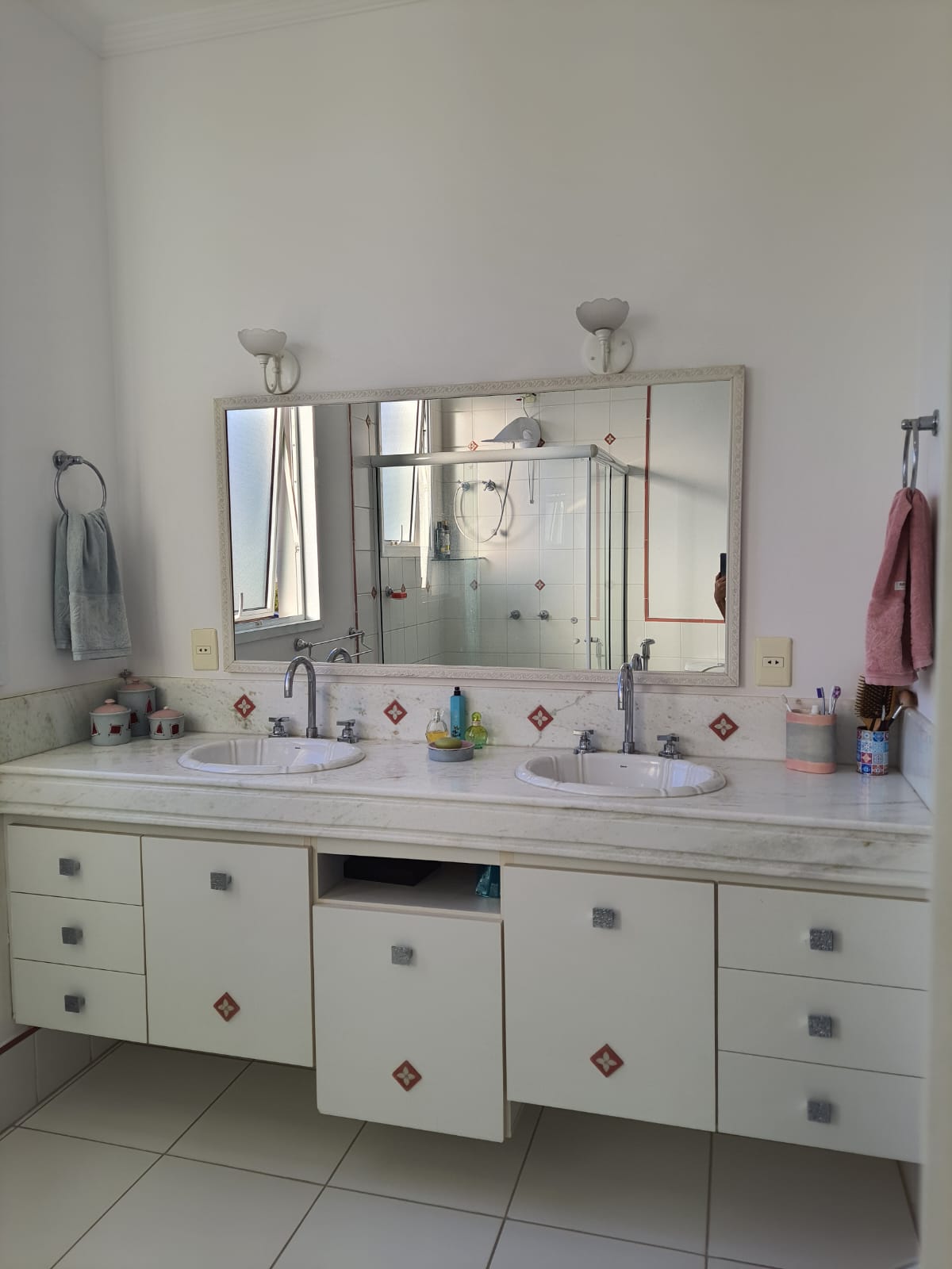 Imagem Casa de Condomínio com 3 Quartos à Venda, 320 m²em Centro - Vinhedo