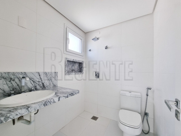 Imagem Apartamento com 3 Quartos à Venda, 122 m² em Agronômica - Florianópolis