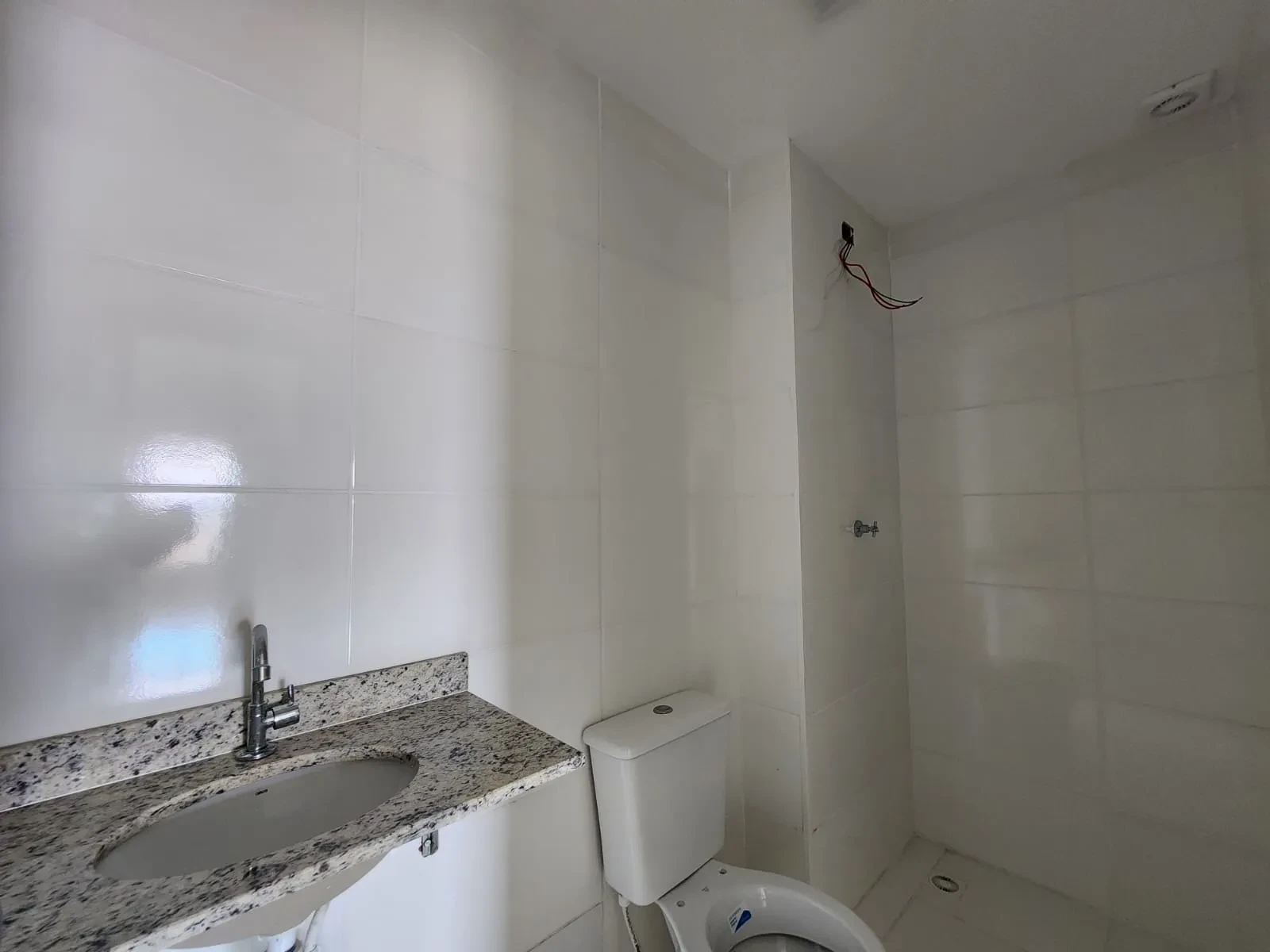 Imagem Apartamento com 2 Quartos à Venda, 8000 metro em Caiçara - Praia Grande