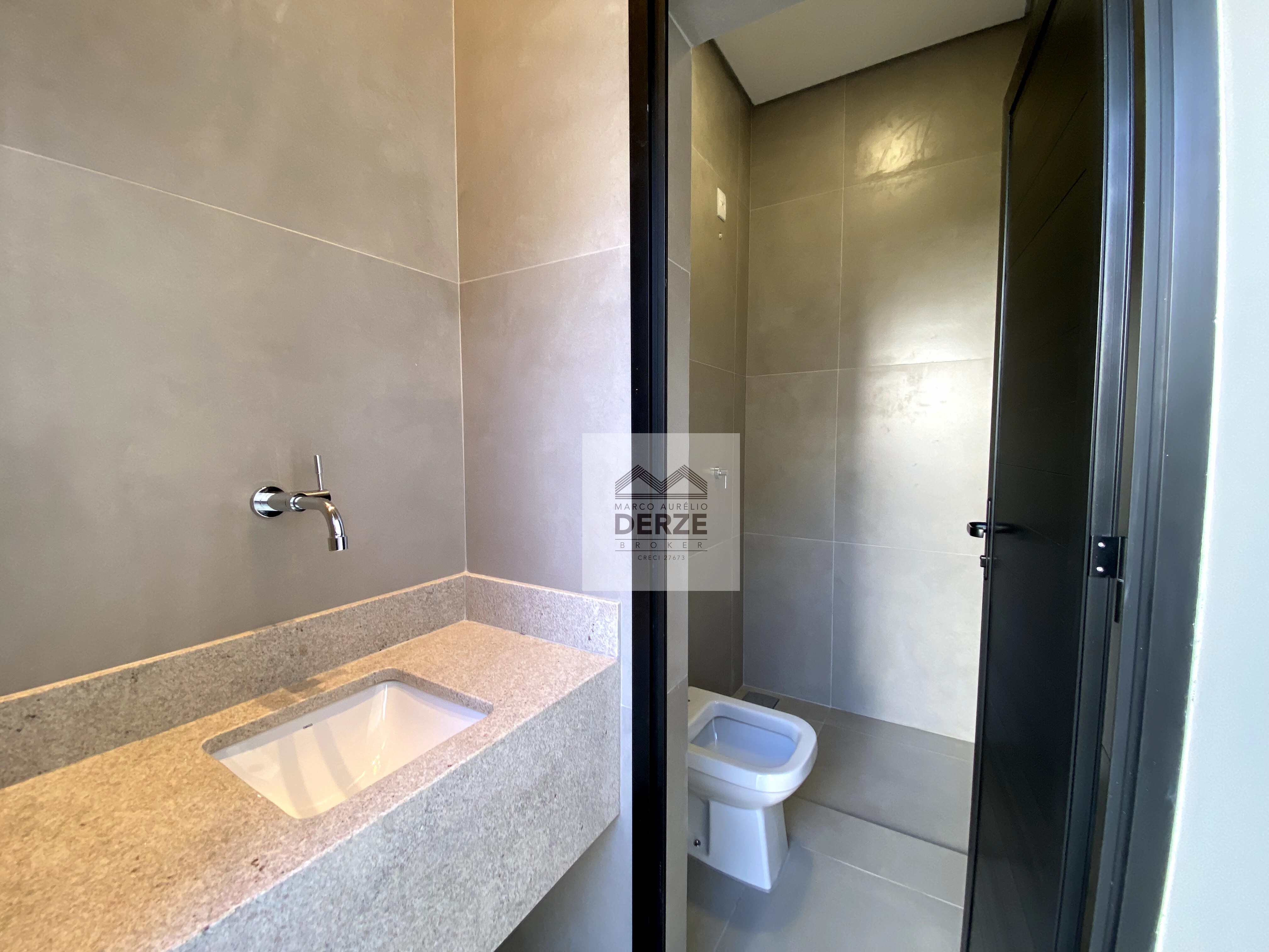 Imagem Casa com 3 Quartos à Venda, 210 m² em Vigilato Pereira - Uberlândia