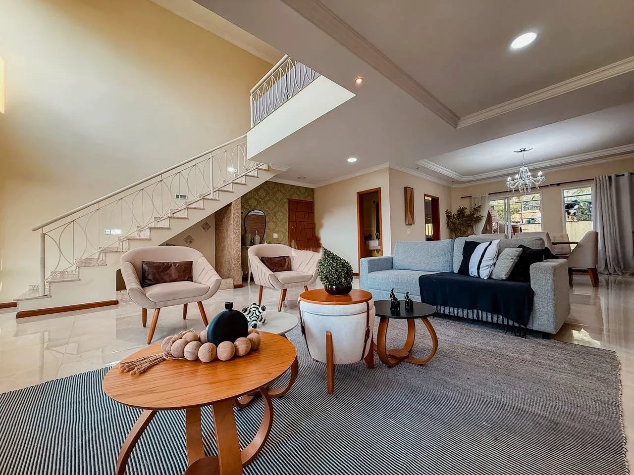 Imagem Casa de Condomínio com 4 Quartos à Venda, 368 m² em Jardim Indaiá - Embu das Artes