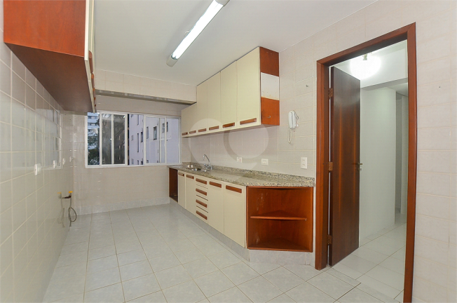 Imagem Apartamento com 3 Quartos à Venda, 265 m² em Vila Izabel - Curitiba
