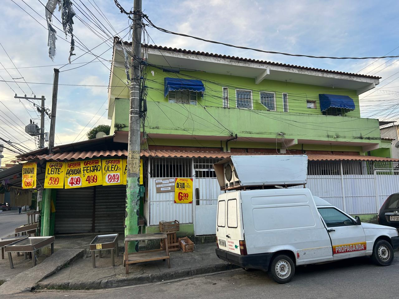 Imóvel Comercial à Venda, 200 m² em Campo Grande - Rio de Janeiro