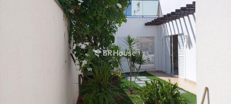 Imagem Casa de Condomínio com 4 Quartos à Venda, 402 m² em Jardim Itália - Cuiabá