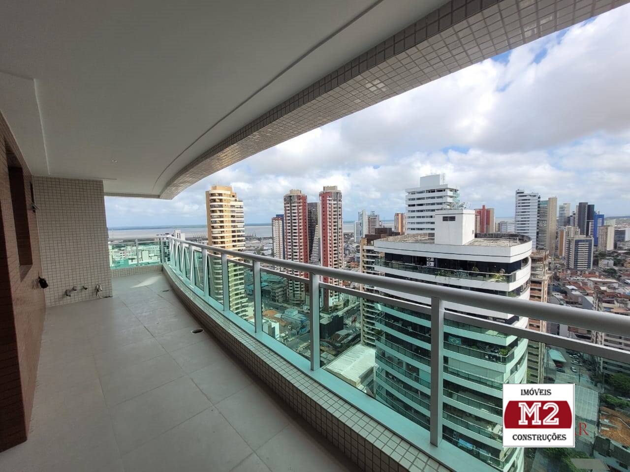 Imagem Apartamento com 3 Quartos à Venda, 114 metros em Umarizal - Belém