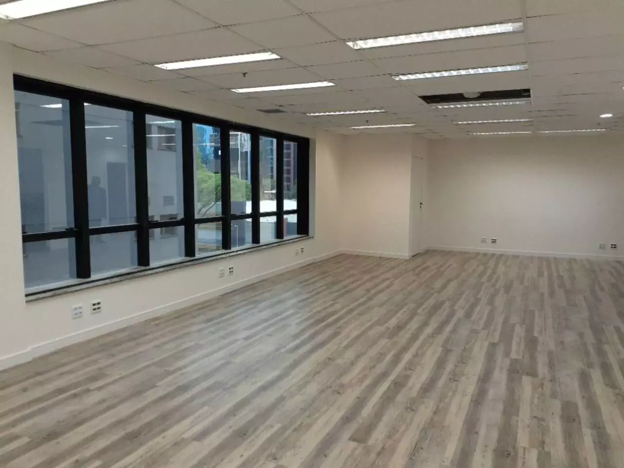 Imagem Sala Comercial para Alugar, 88 m² em Vila Olímpia - São Paulo