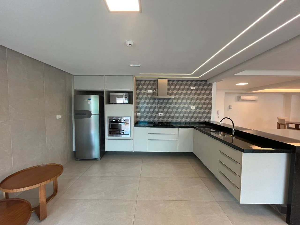 Foto do imóvel: Apartamento com 1 Quarto à Venda, 59 m² em Canto do Forte - Praia Grande