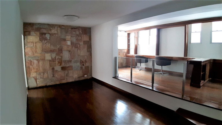 Imagem Apartamento com 3 Quartos à Venda, 140 m²em Coração de Jesus - Belo Horizonte