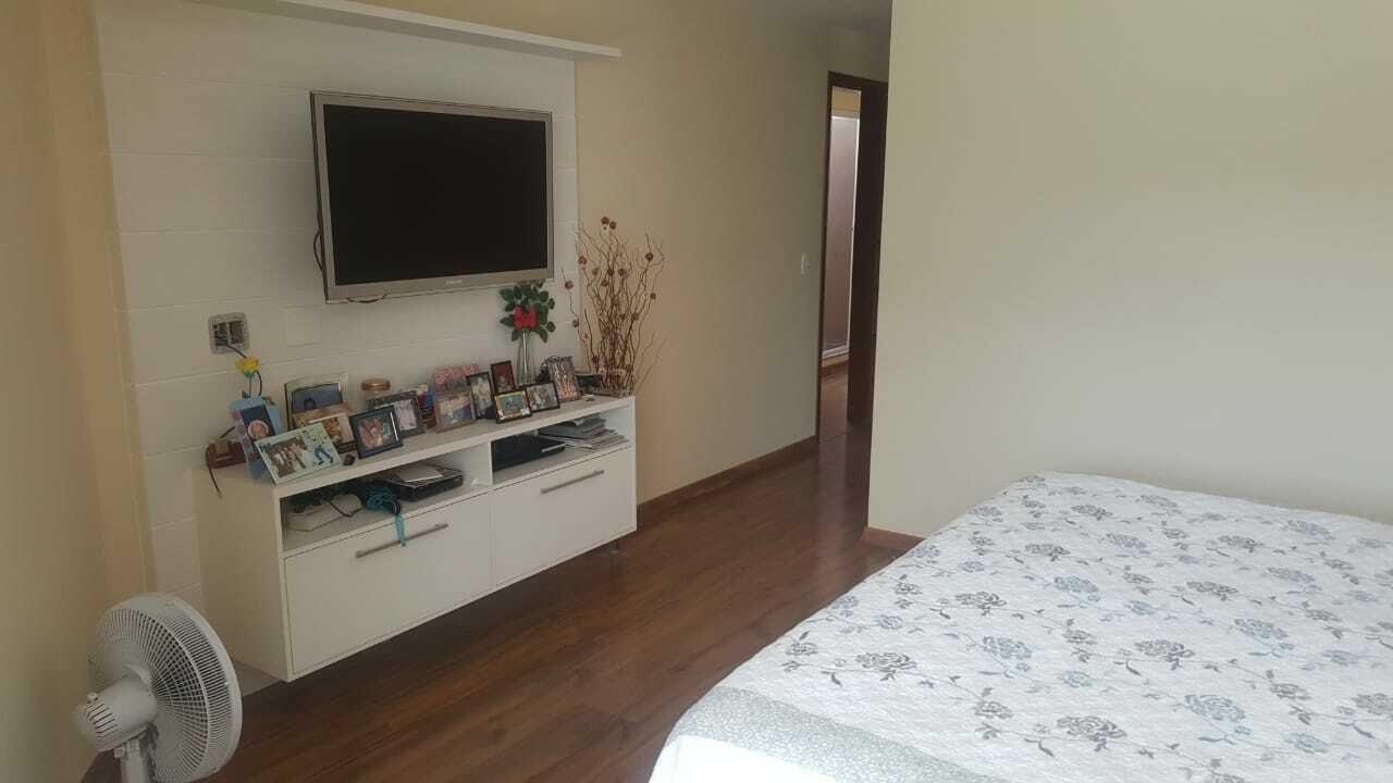 Foto do imóvel: Casa de Condomínio com 3 Quartos à Venda, 248 m² em Campo Grande - Rio de Janeiro