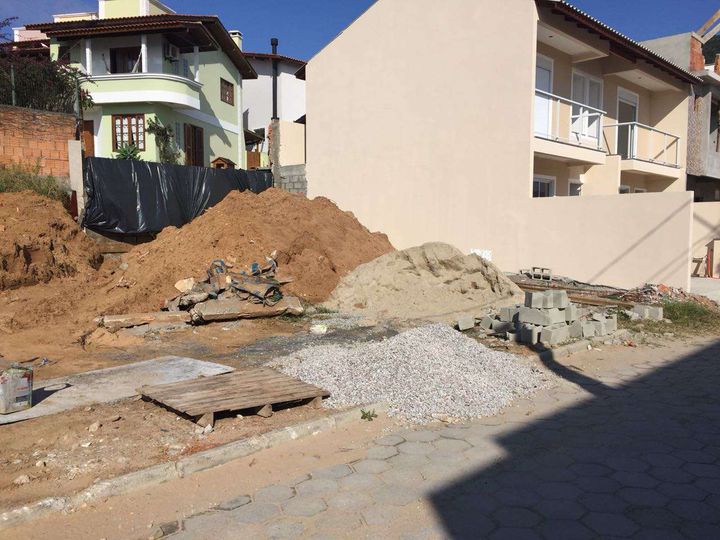 Imagem Terreno à Venda, 131 m² em Ingleses Do Rio Vermelho - Florianópolis