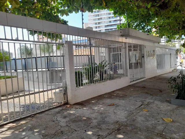 Imagem Apartamento com 3 Quartos à Venda, 193 m²em Umarizal - Belém