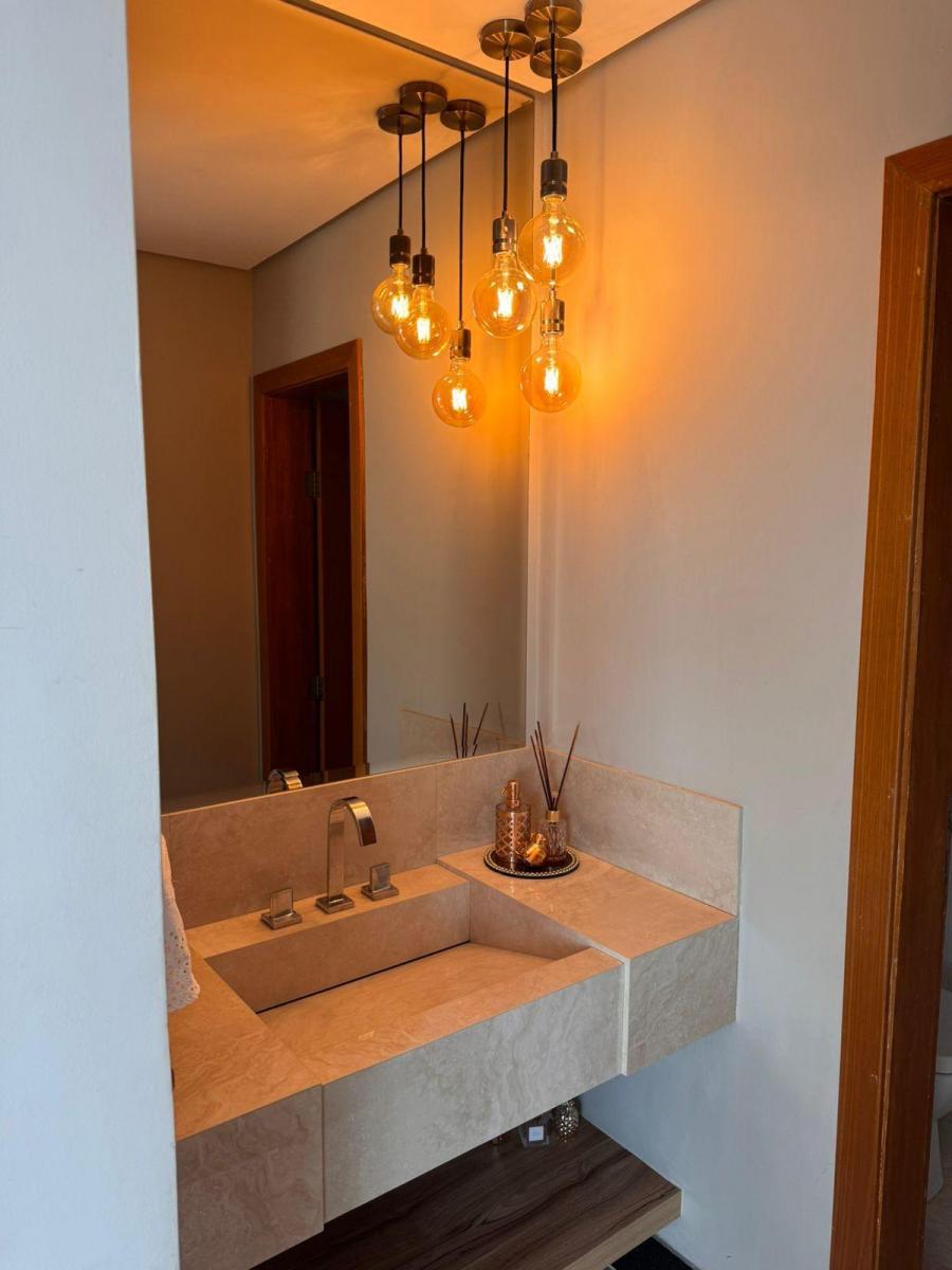 Foto do imóvel: Casa com 3 Quartos à Venda, 213 m² em Santa Amélia - Belo Horizonte