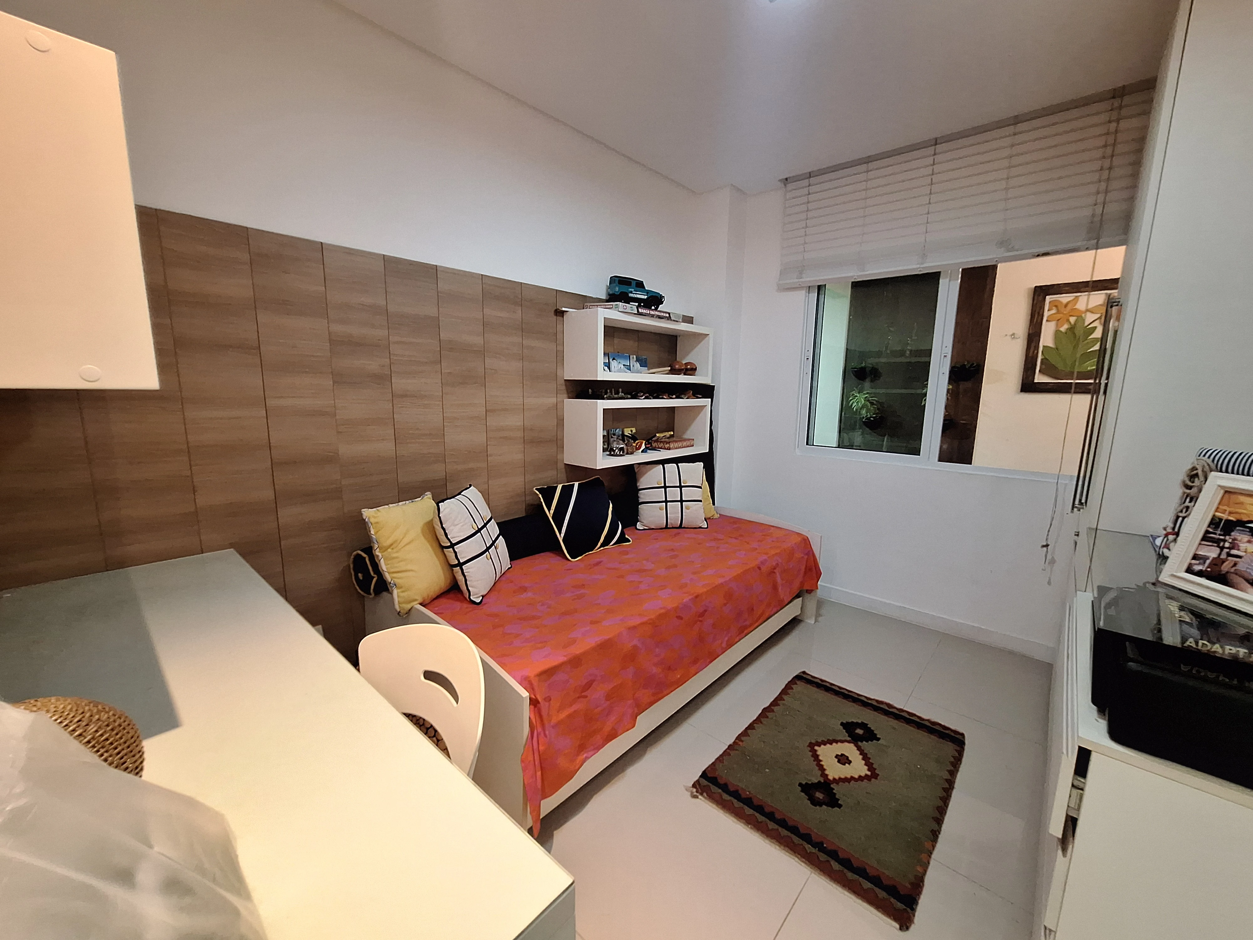 Imagem Casa de Condomínio com 4 Quartos à Venda, 242 m² em De Lourdes - Fortaleza