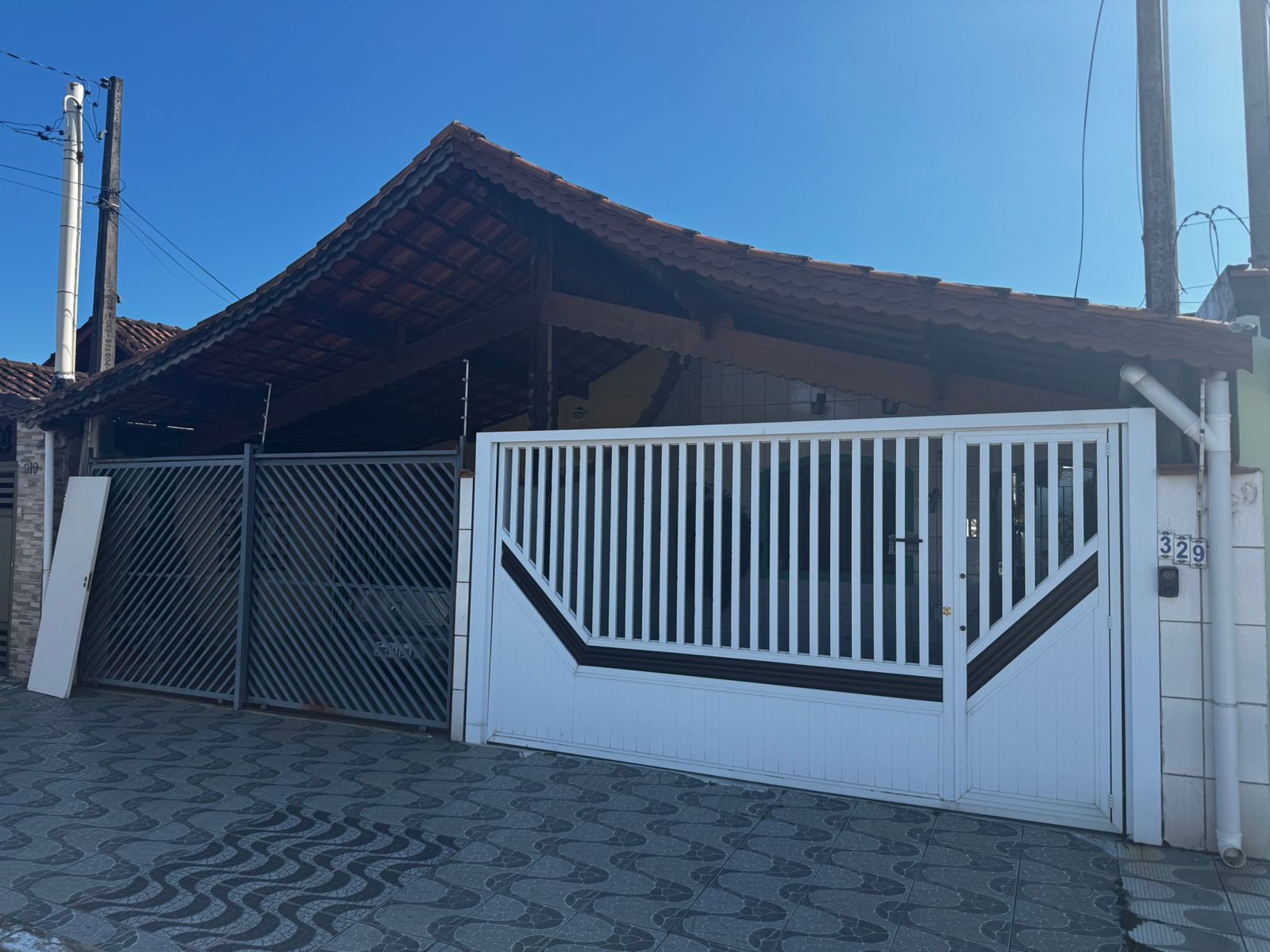Imagem Casa com 2 Quartos à Venda, 70 m²em Maracanã - Praia Grande