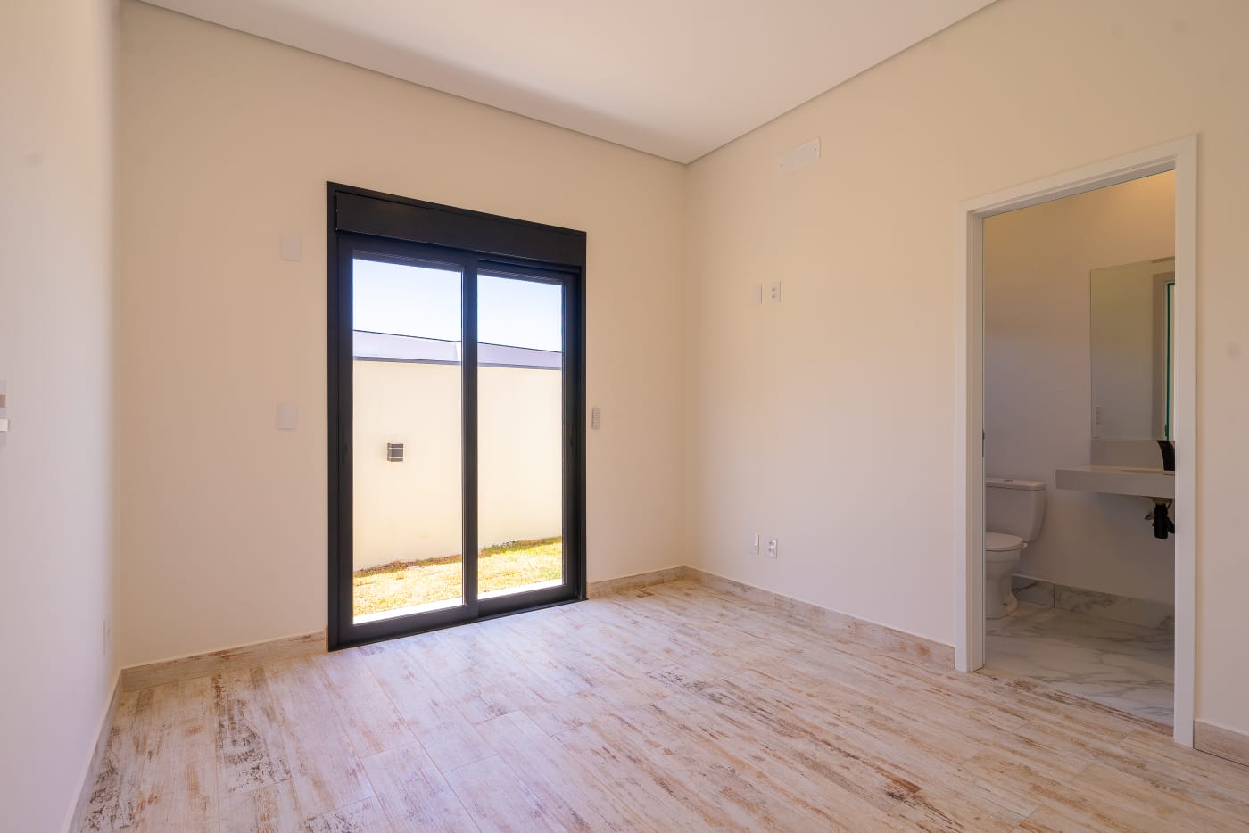 Imagem Casa de Condomínio com 3 Quartos à Venda, 230 m²em Jardim das Minas - Itupeva