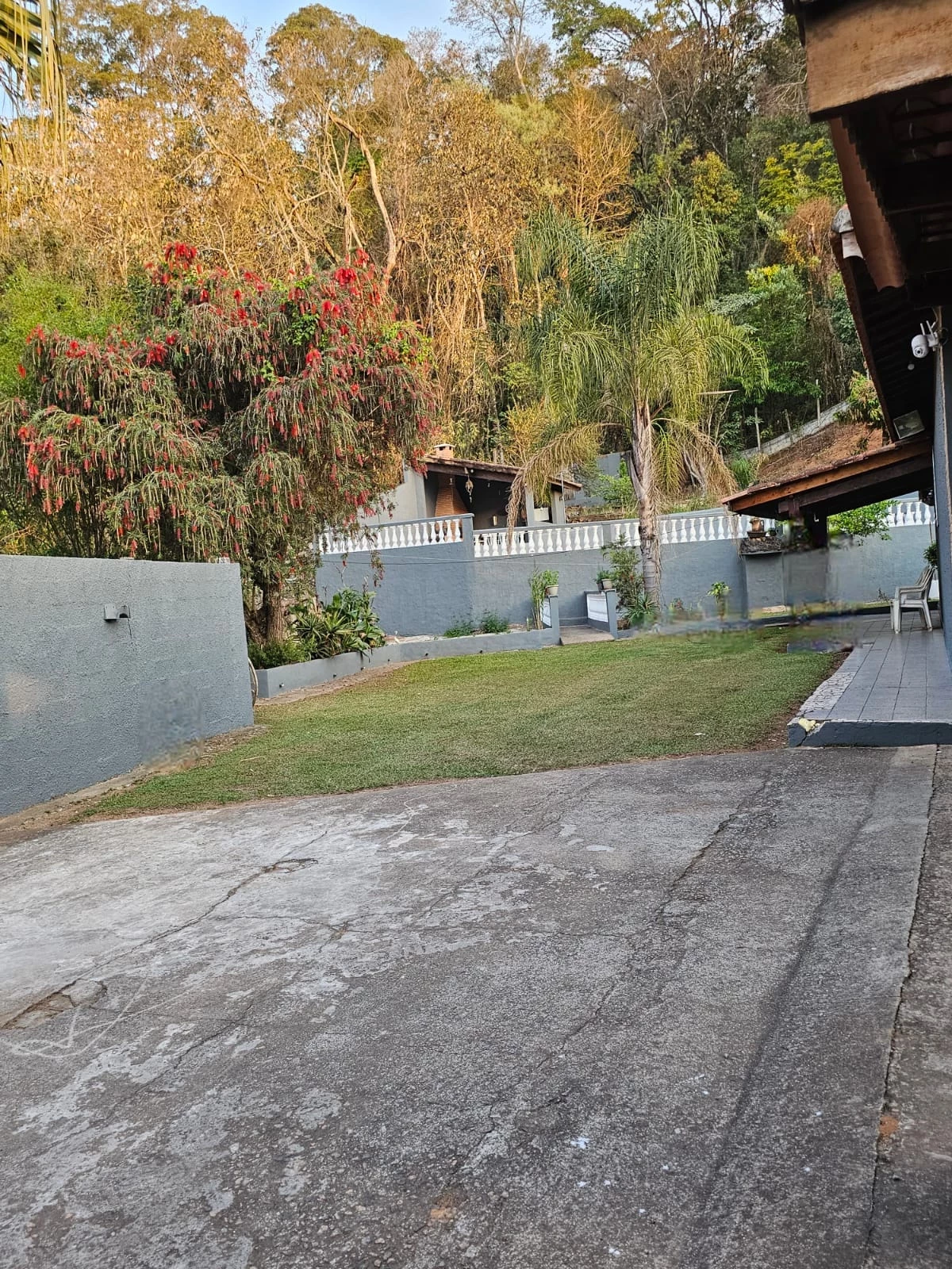 Imagem Chácara com 3 Quartos à Venda, 300 m² em Jundiaizinho (Terra Preta) - Mairiporã