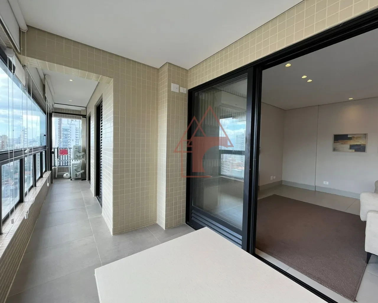 Imagem Apartamento com 2 Quartos à Venda, 75 m² em José Menino - Santos