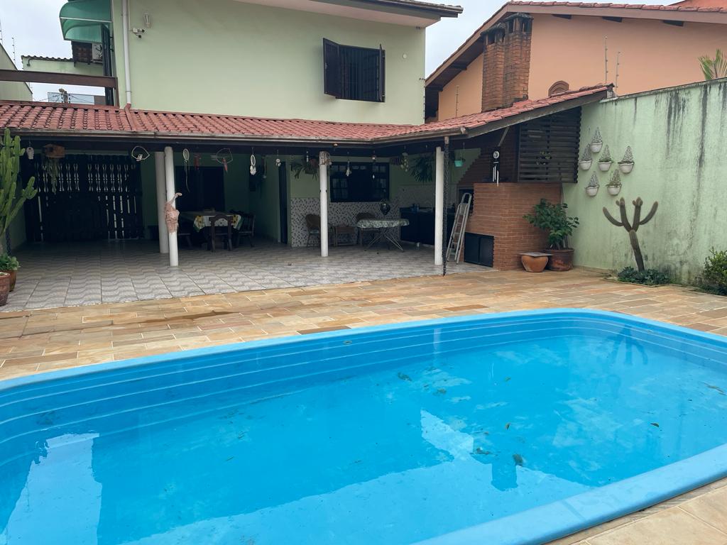 Imagem Sobrado com 4 Quartos à Venda, 228 m²em Nova Itanhaém - Itanhaém