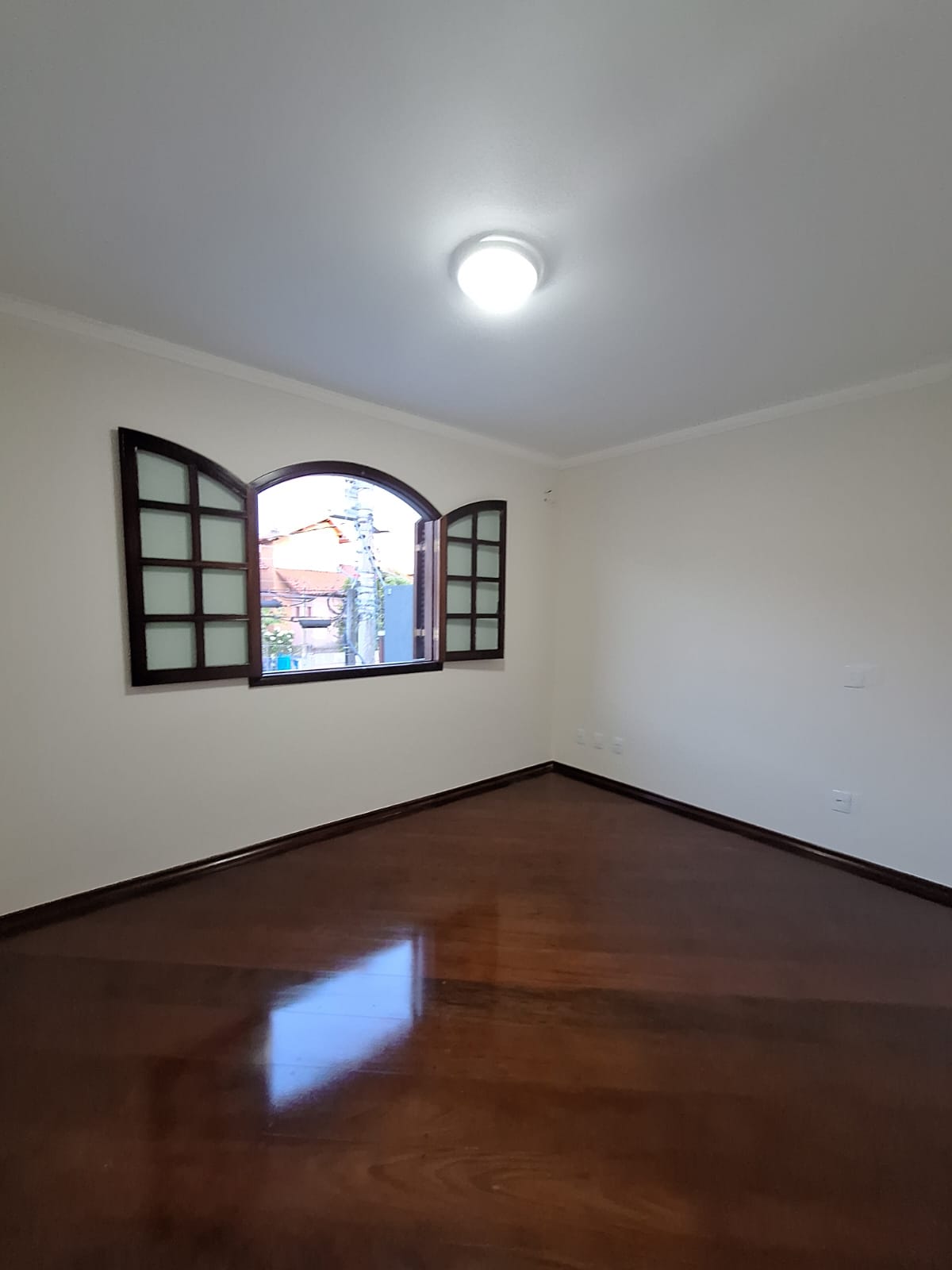 Imagem Casa com 4 Quartos à Venda, 300 m²em Chácara Jafet - Mogi das Cruzes