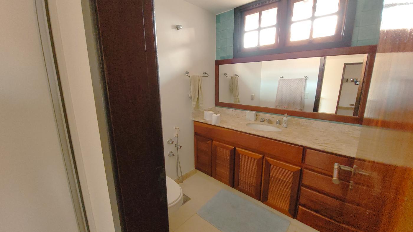 Imagem Casa com 4 Quartos à Venda, 650 m²em Camboinhas - Niterói